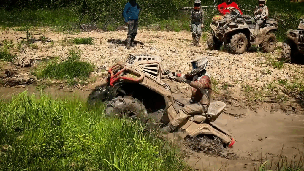 LONCIN XWolf 1000 Mud climbing ability