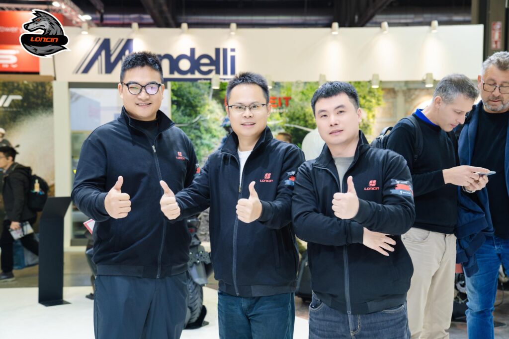 LONCIN Impresses at EICMA 2025 in Milan 20 LONCIN exhibition staff