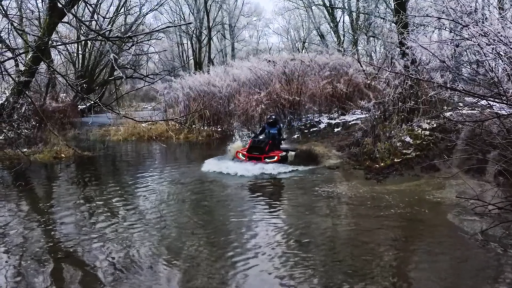 LONCIN XWolf 1000 MUD Conquers Mud, Snow, and Water Adventures 3 XWolf 1000 MUD crossing water obstacle