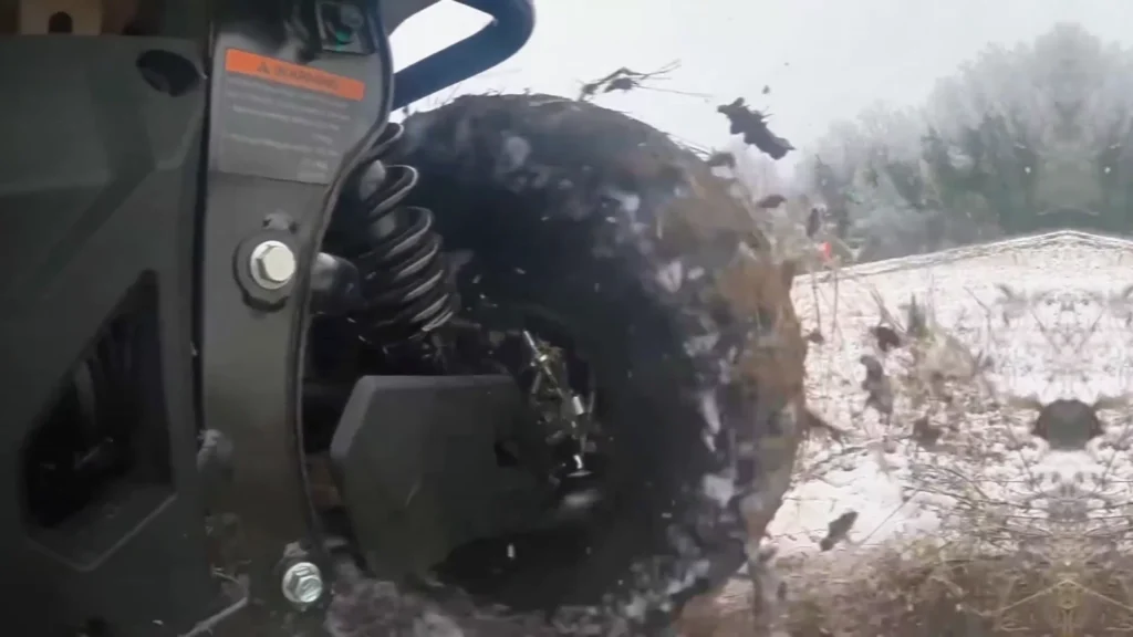 Extreme Cold Tests Reveal True Strength: LONCIN UWolf 1000 Extreme Cold Test 1 LONCIN UWolf 1000 traction performance in deep snow