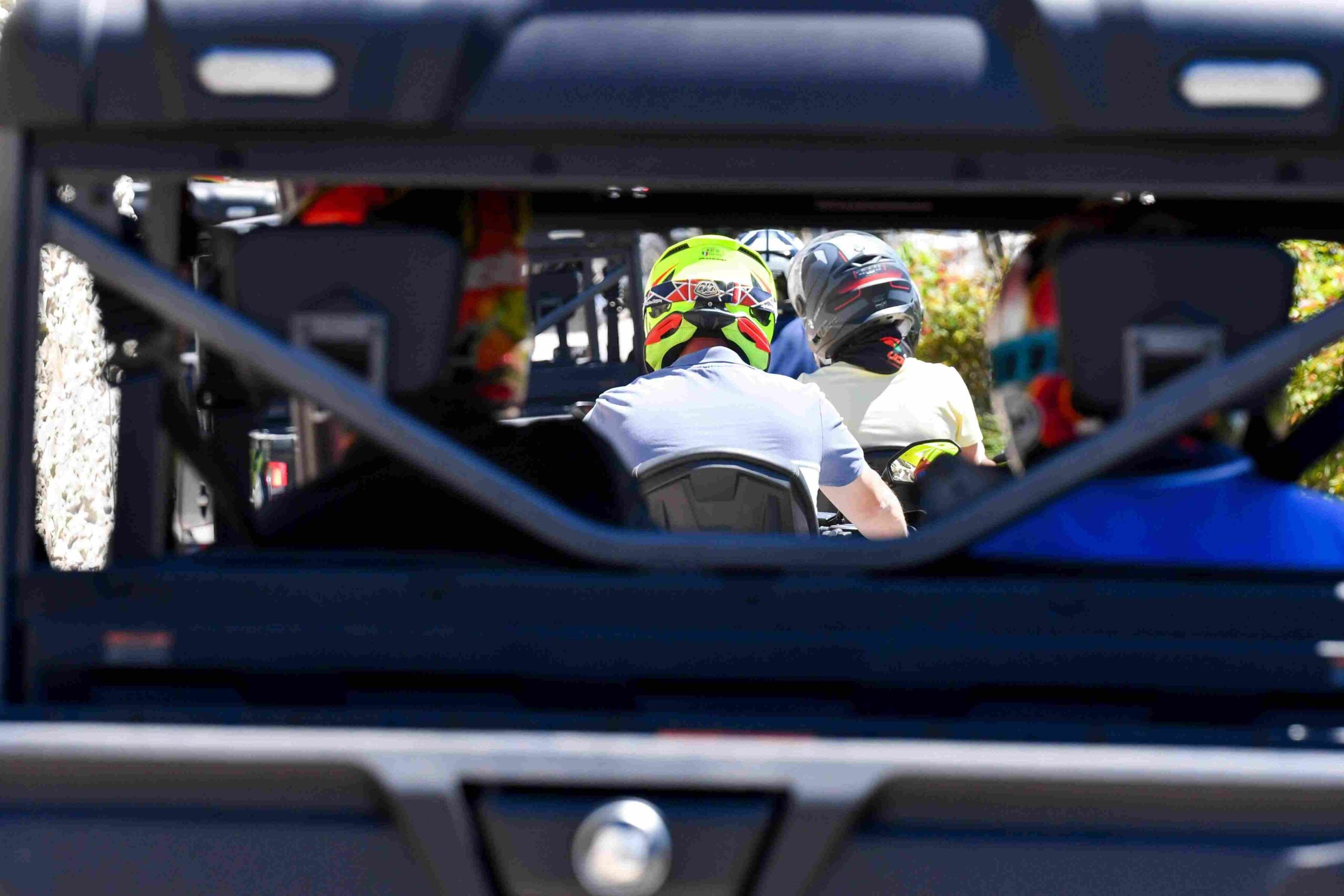 LONCIN XWolf Conquers Portugal with an 80 km Off-Road Adventure 7 Driver's view inside LONCIN off-road vehicle on forest trail