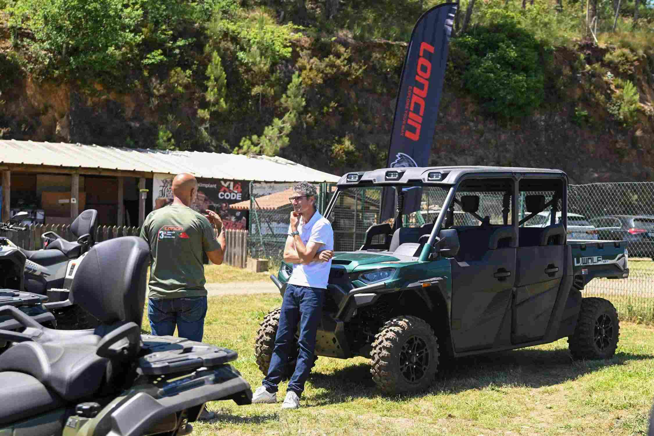 LONCIN XWolf Conquers Portugal with an 80 km Off-Road Adventure 27 Participants discussing their real-world driving experience with the LONCIN UWolf Series