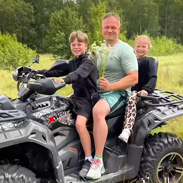 Why Family ATV Are Becoming Part of Modern Family Life 4 Enjoy life riding the LONCIN XWolf 500L